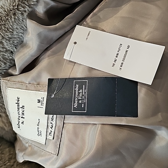 ABERCROMBIE & FITCH A&F mini puffer Sz M NEW with tags NWT taupe beige - Picture 7 of 7